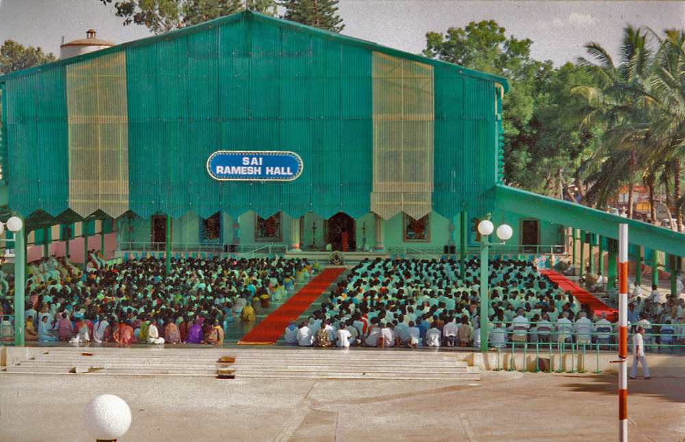 The original Sai Ramesh Hall built in the early 1990s & demolished later